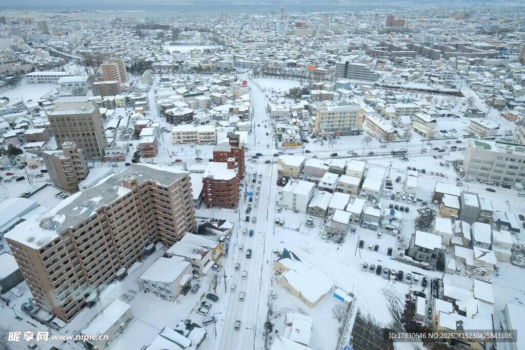 雪后城市全景