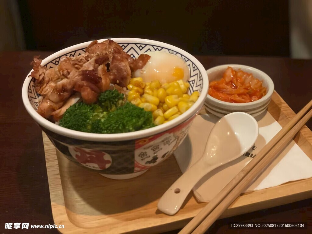 蓋飯?zhí)撞? />
                            </div>
                    </div>
                </div>



                <div   id=