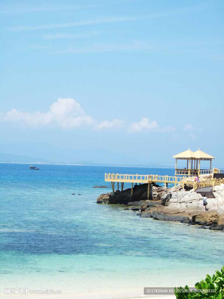 海邊棧橋美景