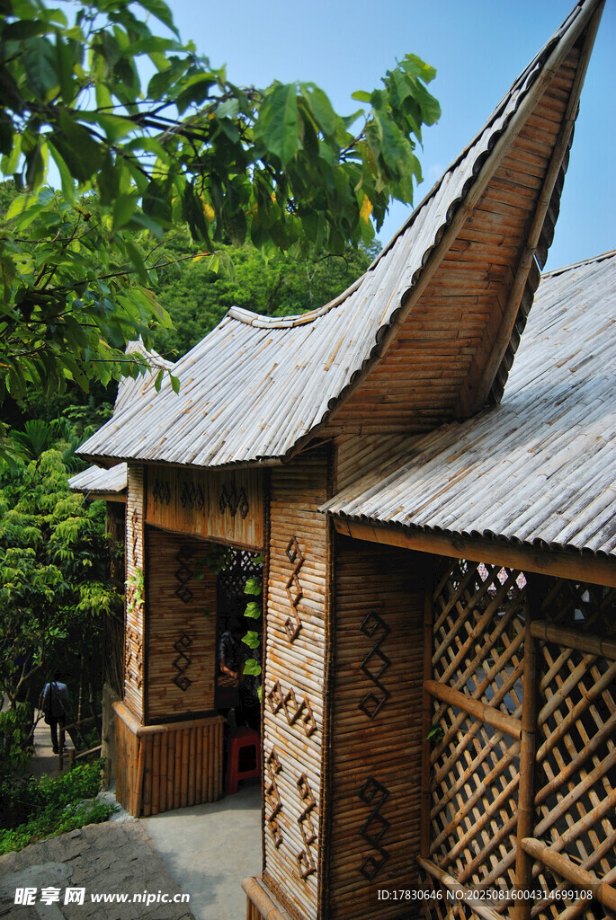 傳統(tǒng)竹制小屋