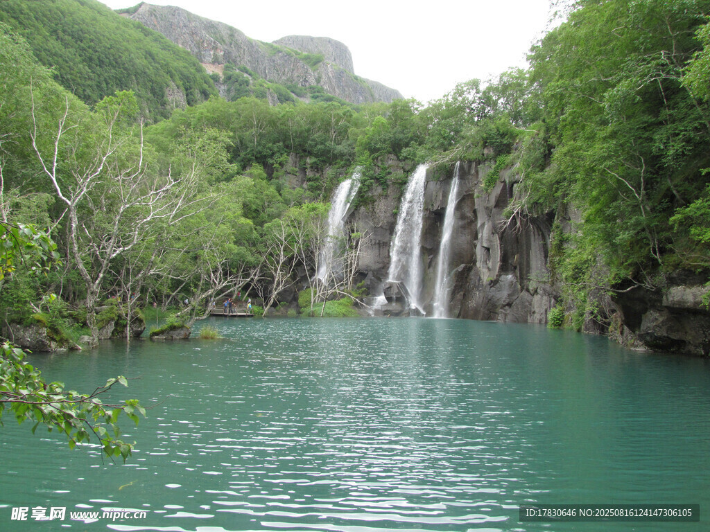 長白山綠淵潭