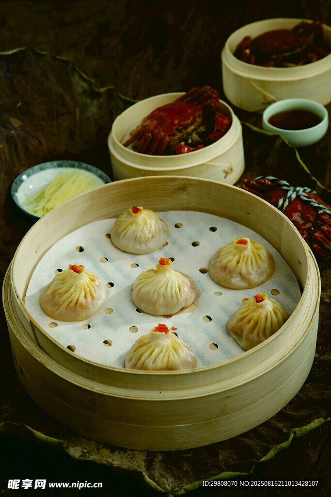 蟹黃小湯包