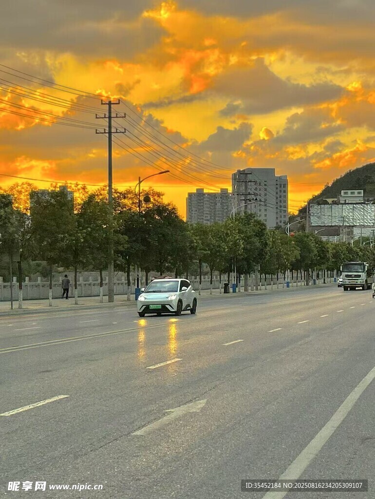 城市日落