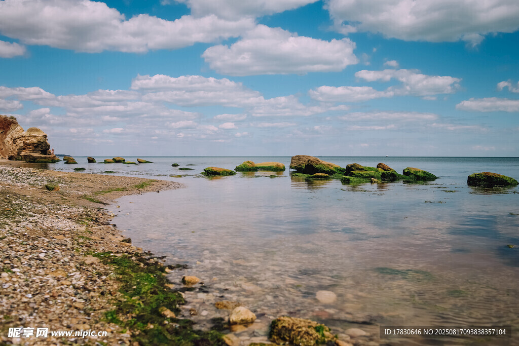 海邊淺灘美景