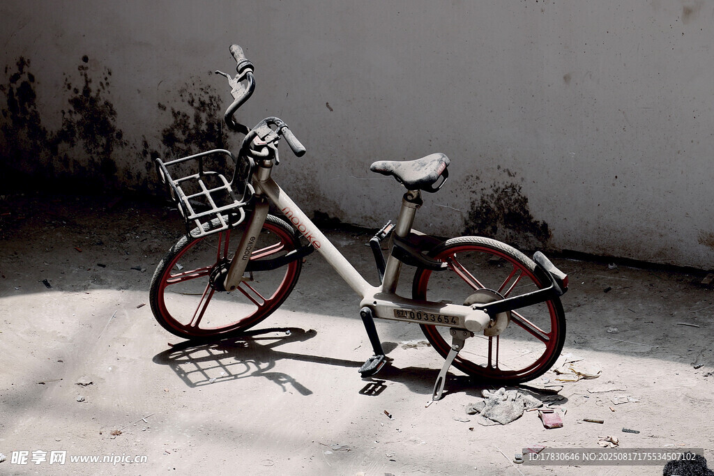 復古風自行車?？吭趬? />
                            </div>
                    </div>
                </div>



                <div   id=