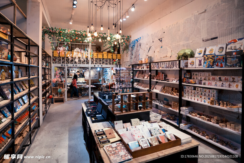 溫馨書店內(nèi)景展示