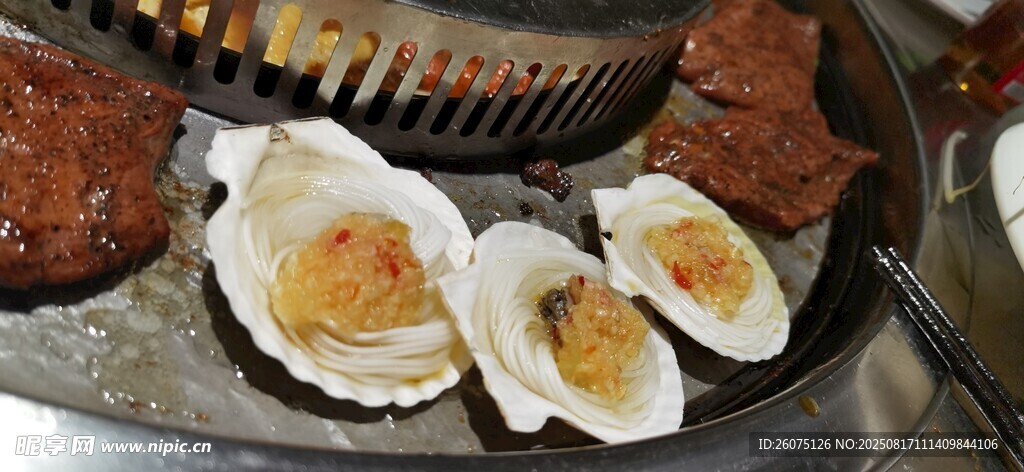 美味烤扇貝