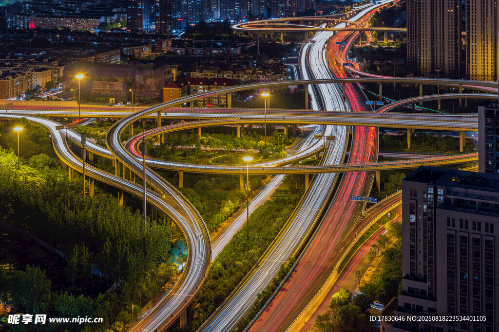 城市立交橋夜景車流美景