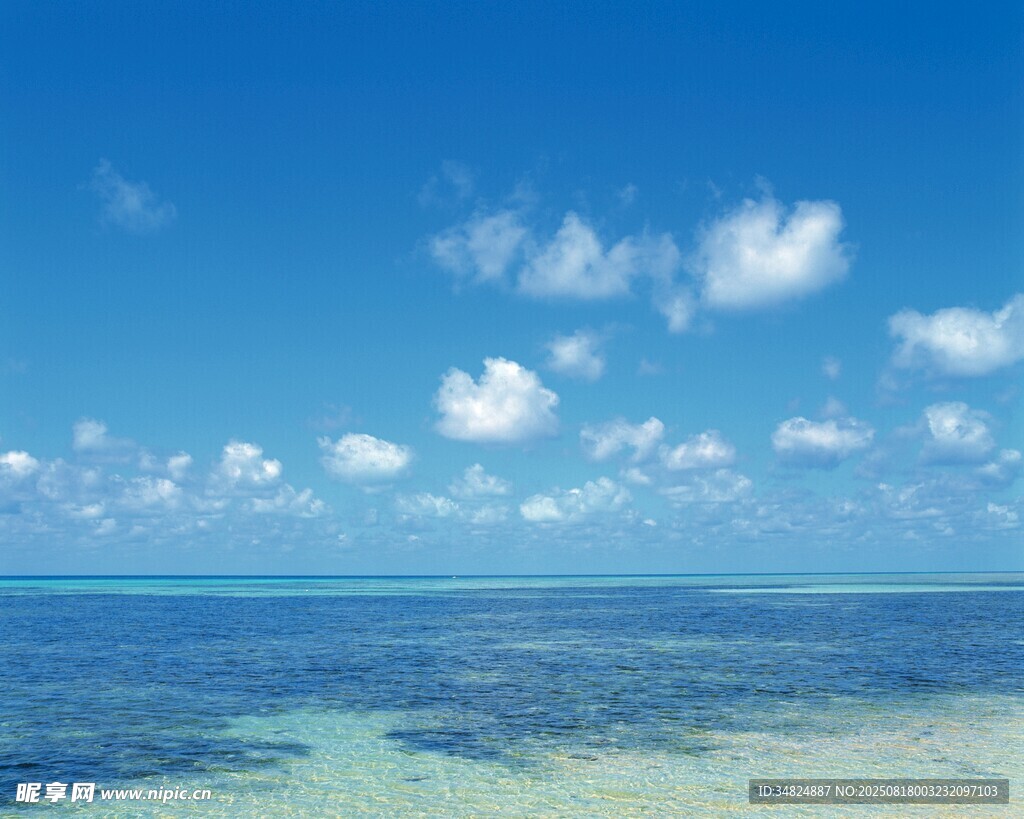 碧海藍(lán)天的美麗海洋景觀