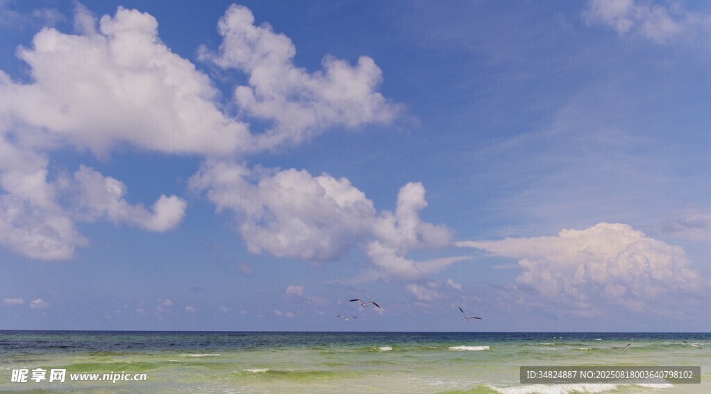 海邊藍(lán)天美景