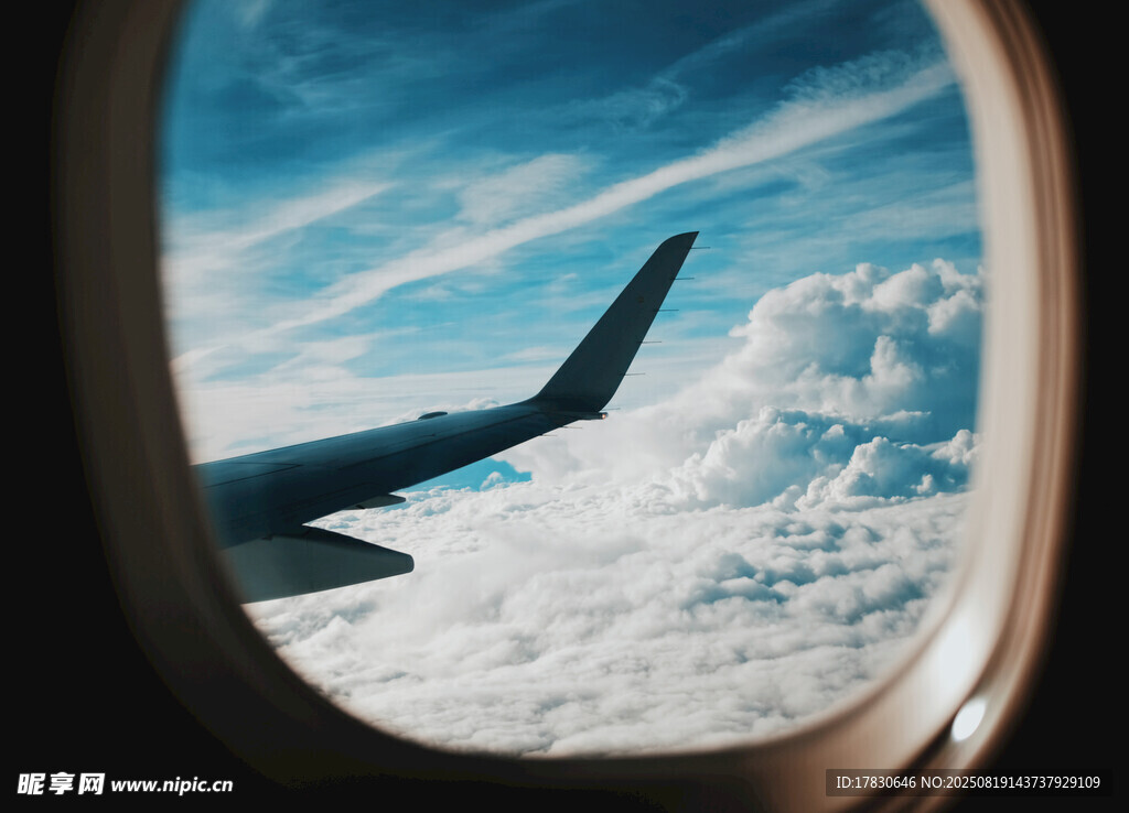 機窗外的云端美景