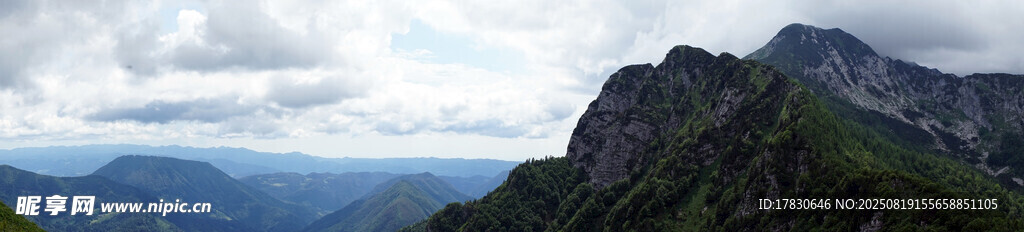 壯麗山景與云海奇觀