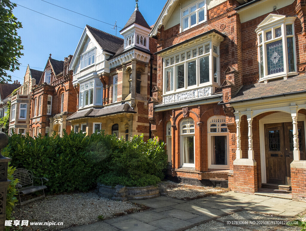英式聯(lián)排住宅外觀景觀