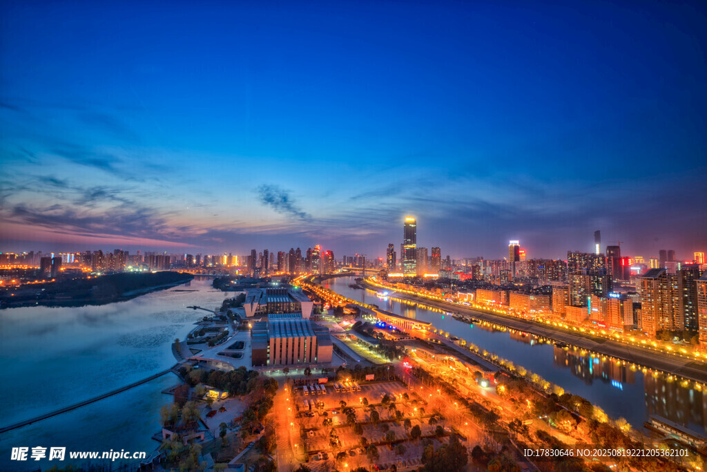 武漢城市中心夜景