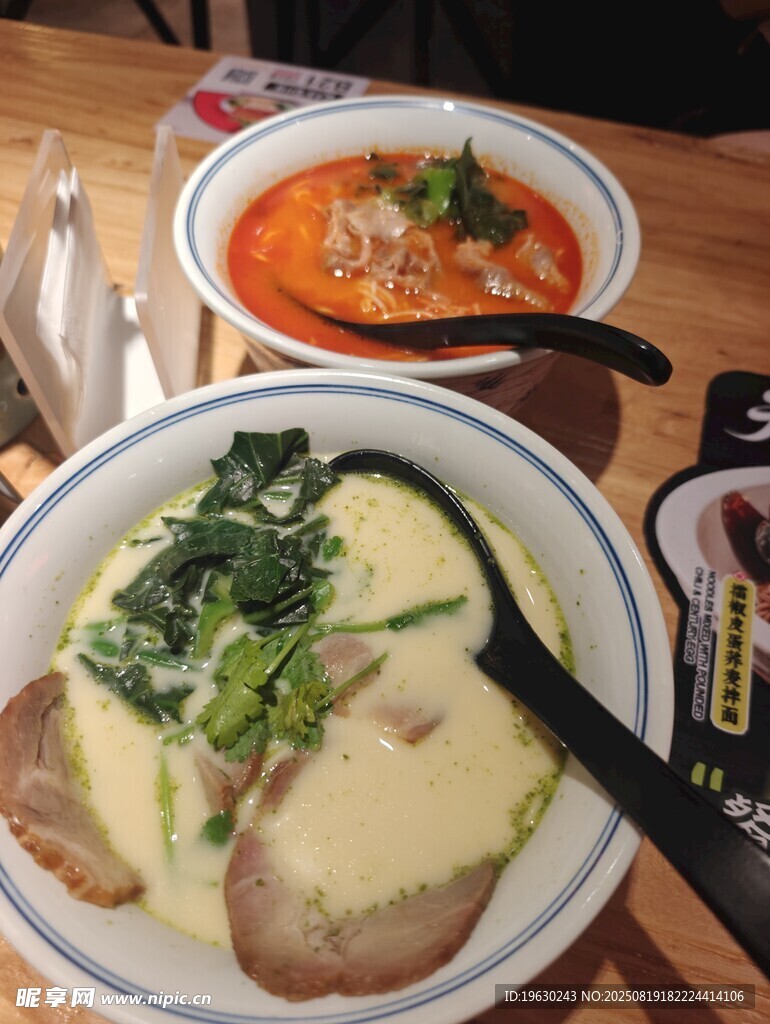 美味多樣的餐食組合