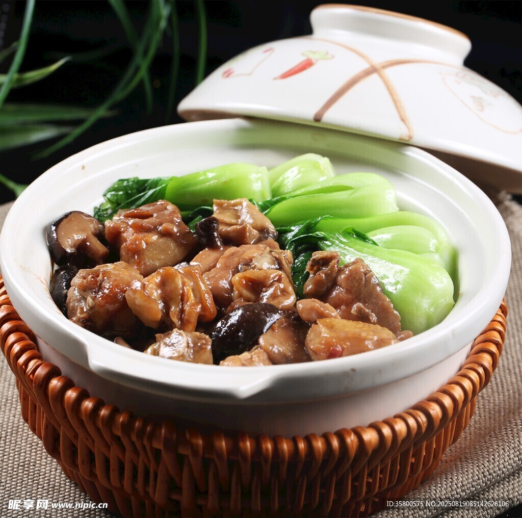 香菇排骨煲 
