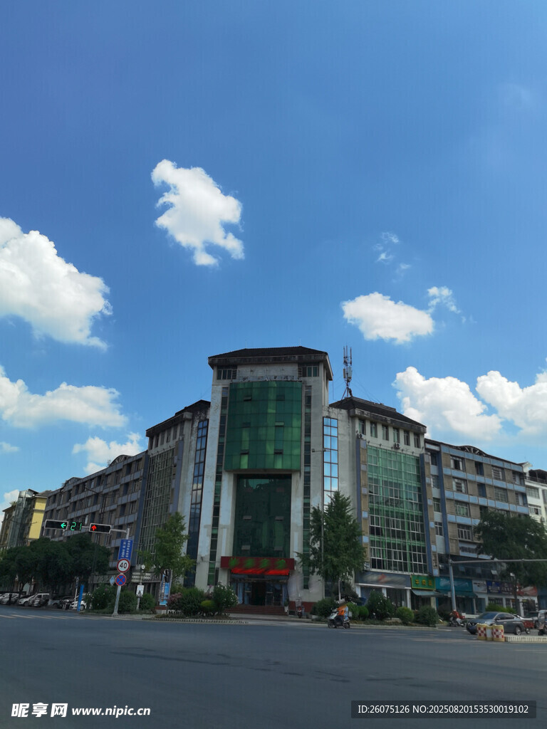 城市中現(xiàn)代化的建筑景觀