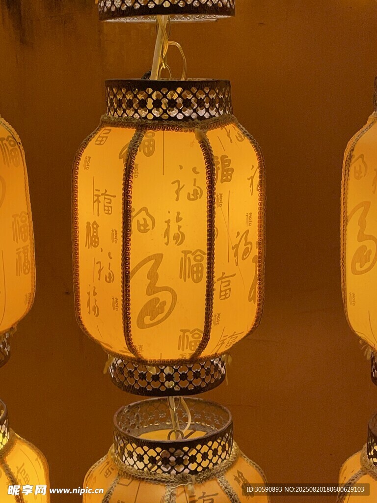 中式古典燈籠古韻十足