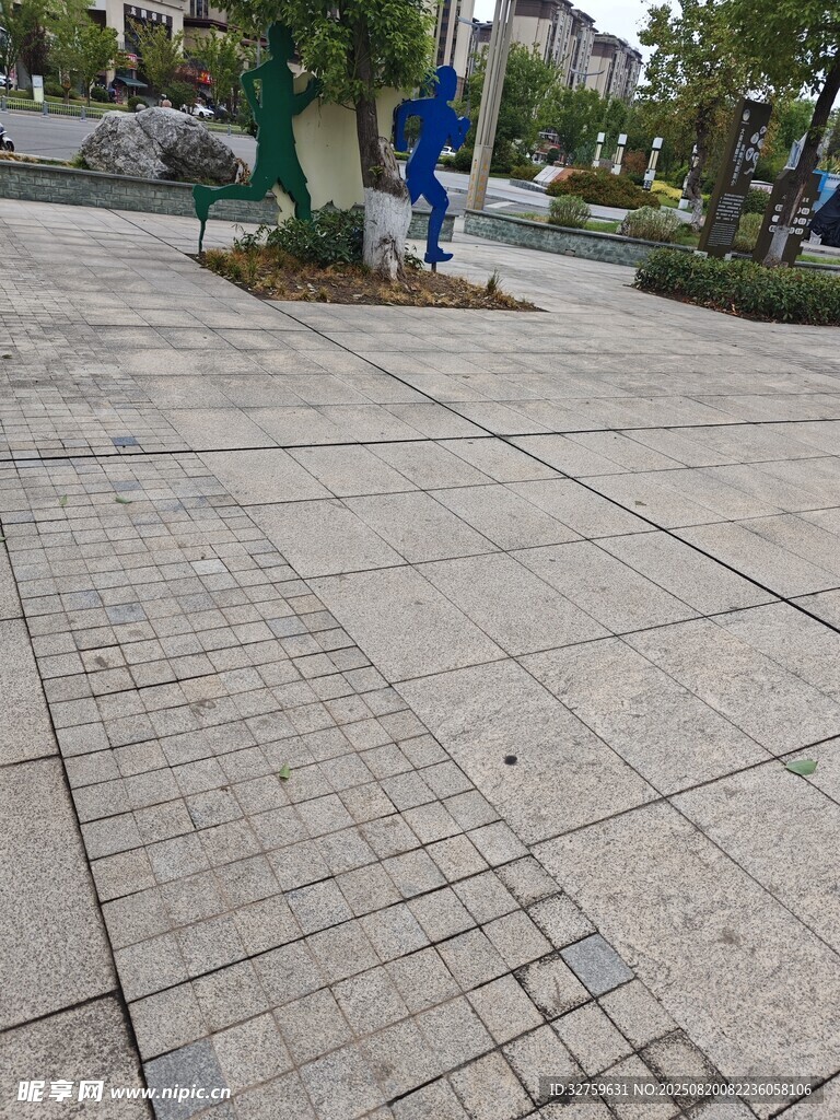 城市廣場的磚石鋪地景觀