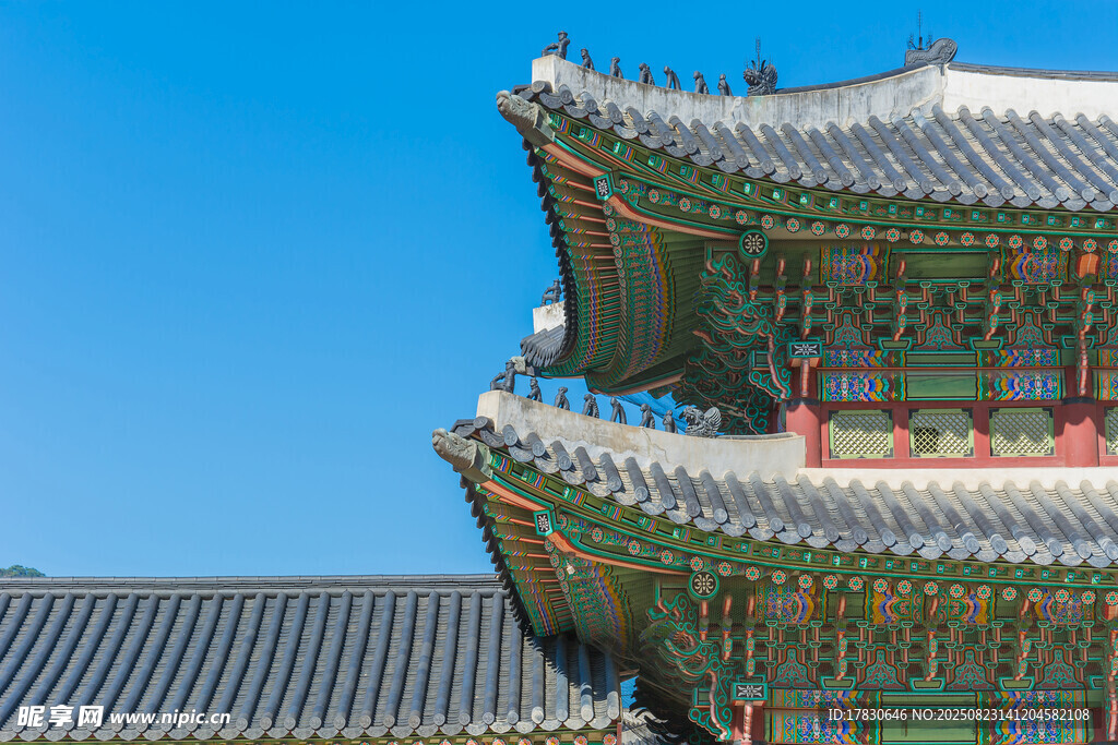 韓國傳統(tǒng)古建筑屋檐一角
