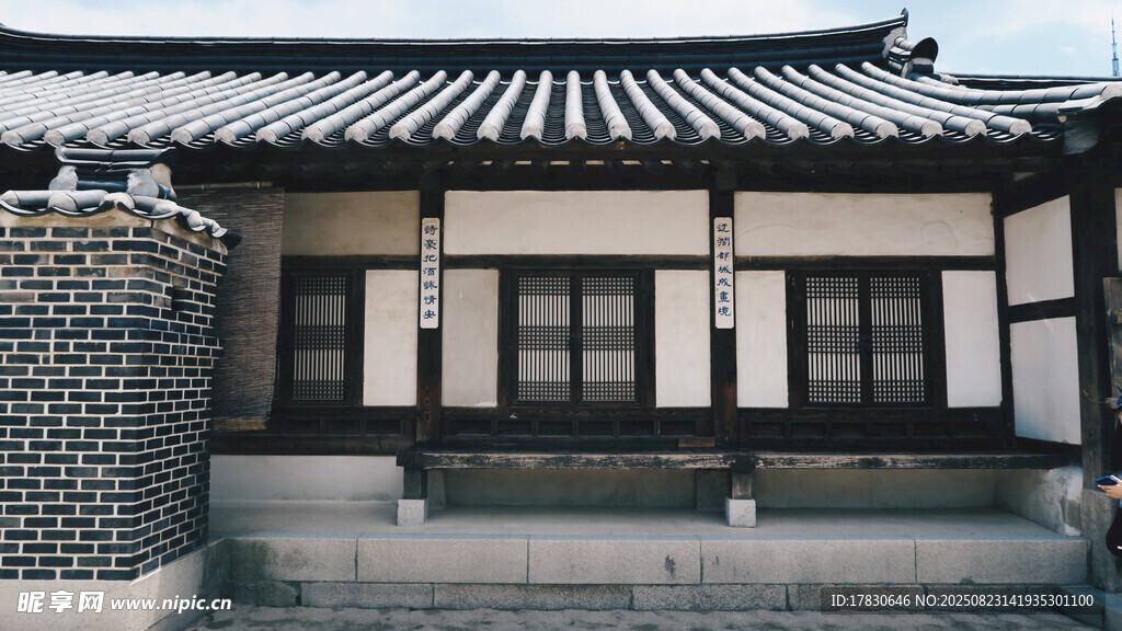 傳統(tǒng)韓式建筑外觀特寫(xiě)