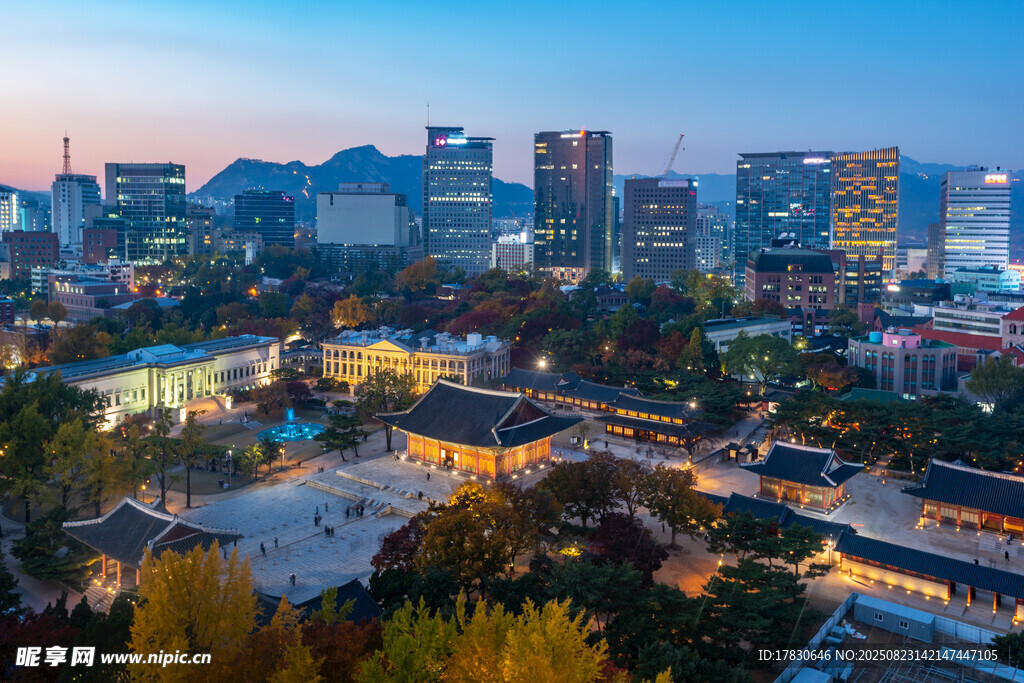 城市古今建筑融合美景