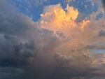 夕陽下的絢麗云彩