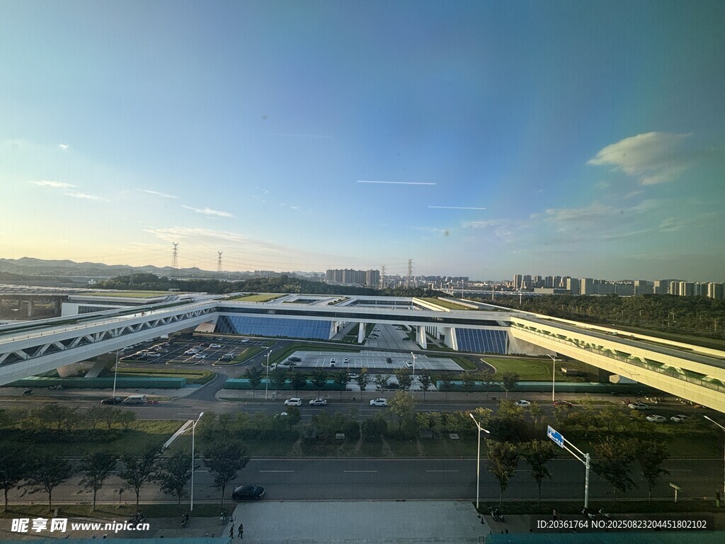 城市高架橋全景風(fēng)光