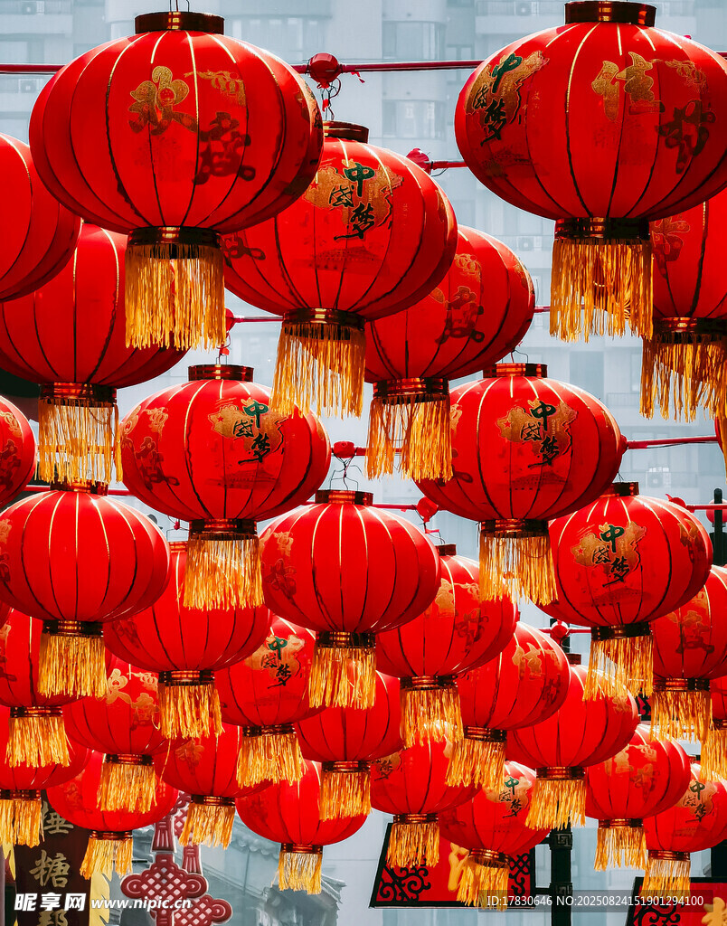 喜慶紅燈籠裝點美好氛圍