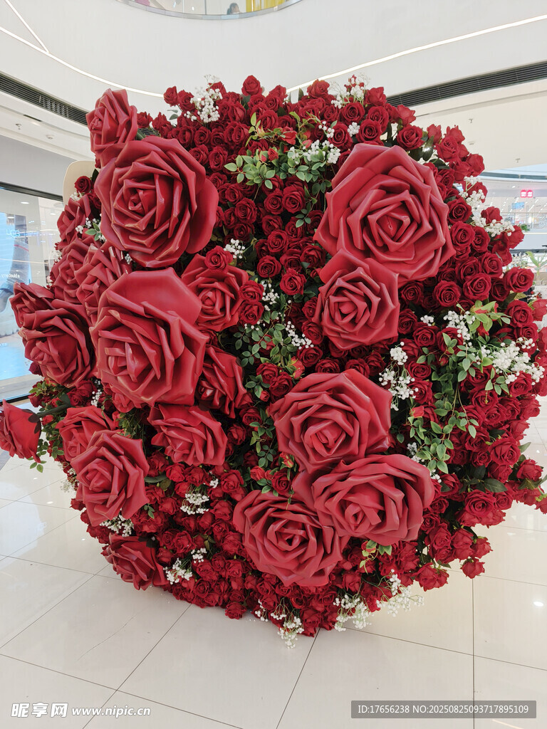 鮮艷紅玫瑰花束