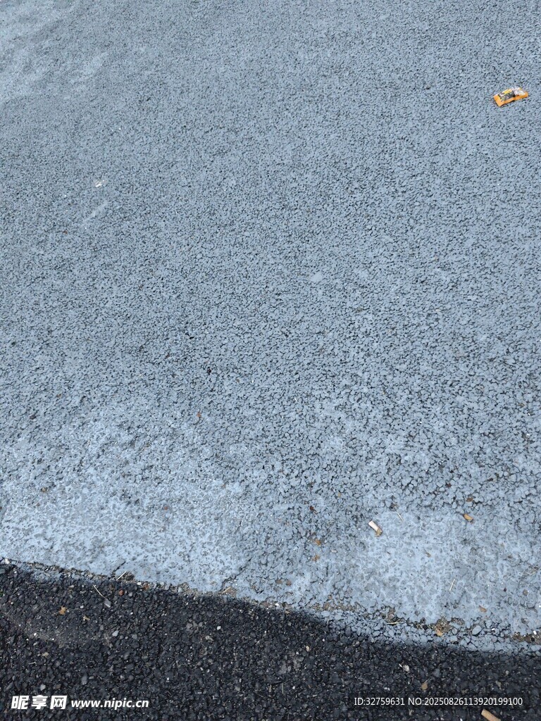 路面結(jié)冰景象