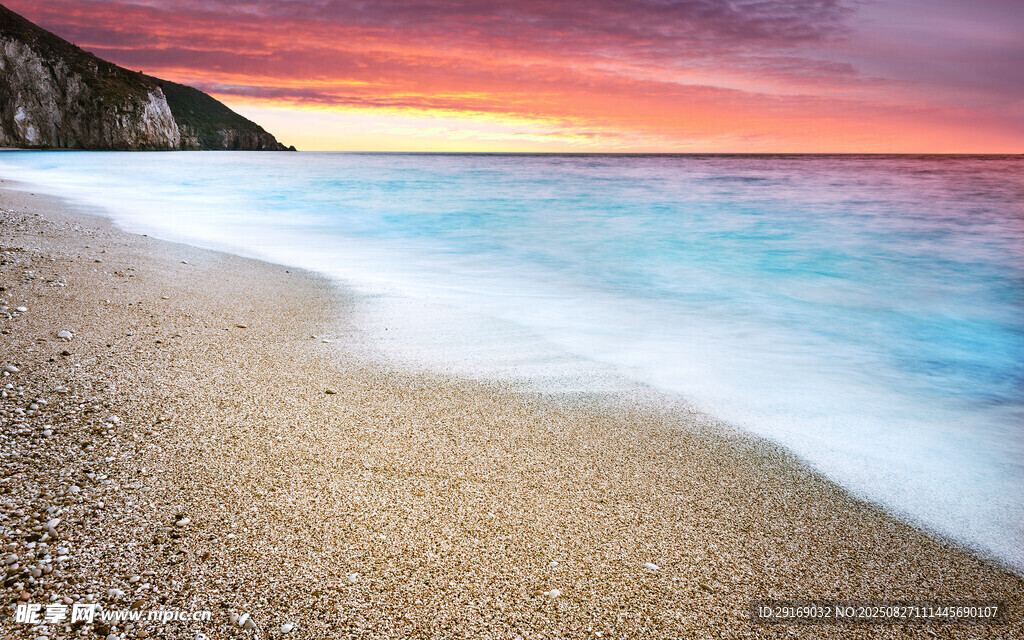 海邊日落美景 沙灘海浪