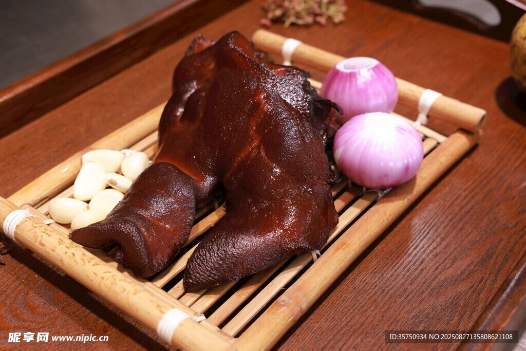 鹵味拼盤 