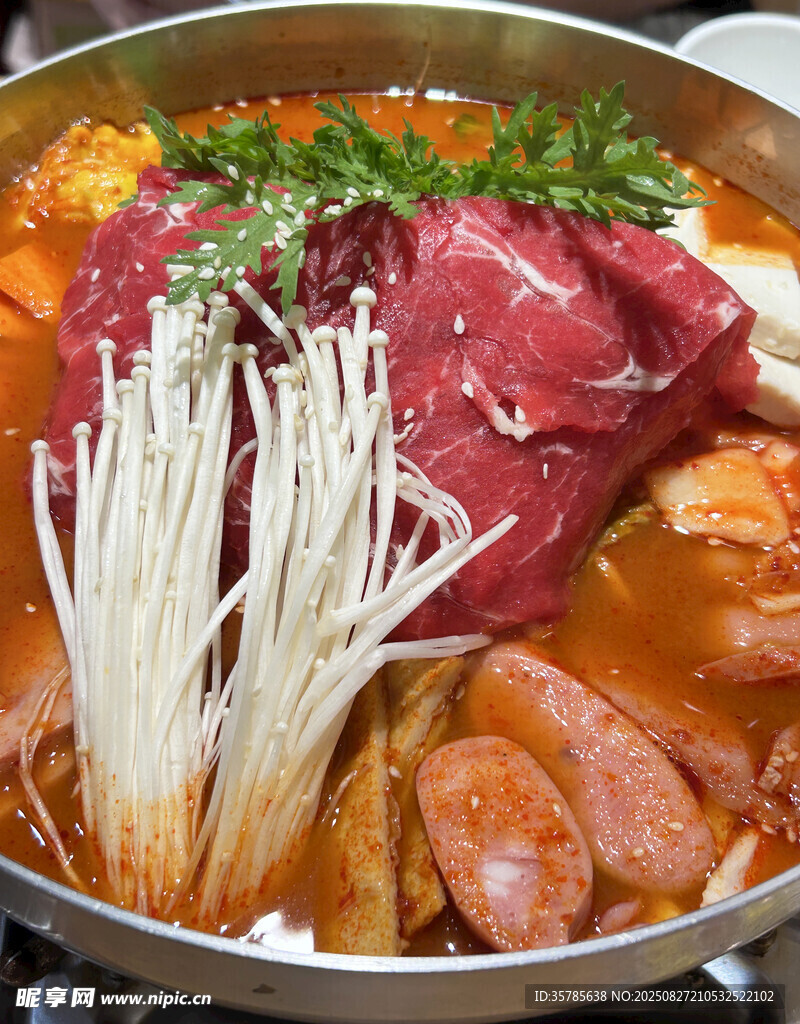 牛肉火鍋