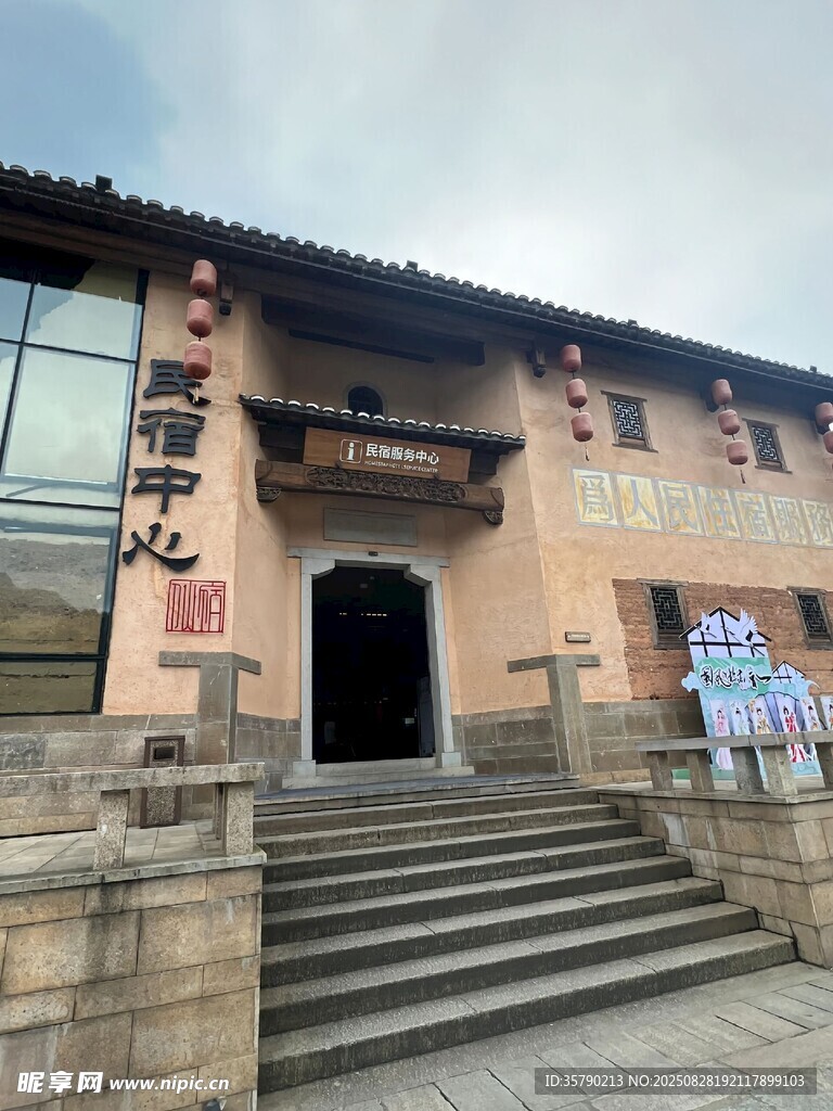 傳統(tǒng)中式建筑古樸外觀