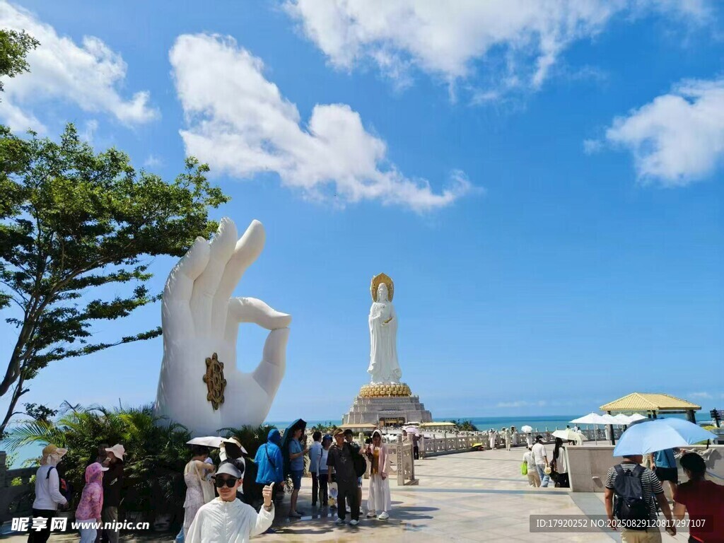 海邊巨型雕塑景觀三亞南海觀音