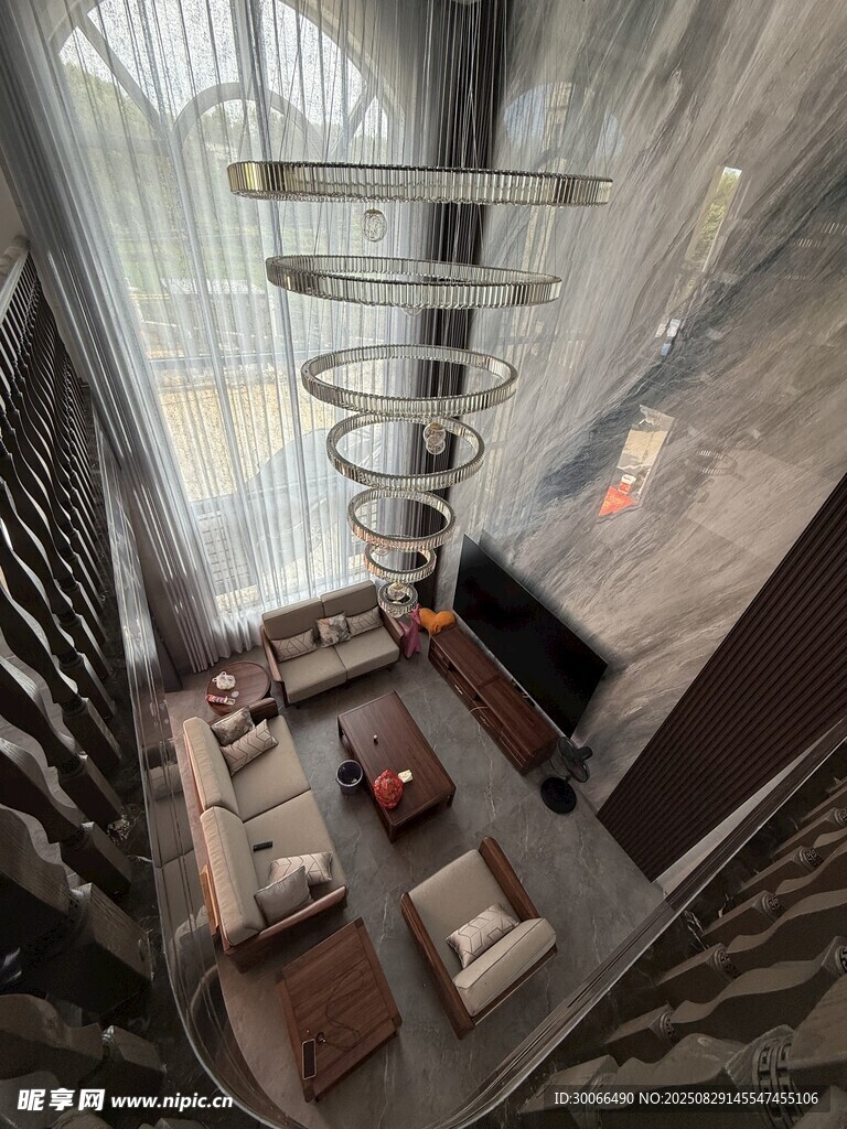 樓梯客廳