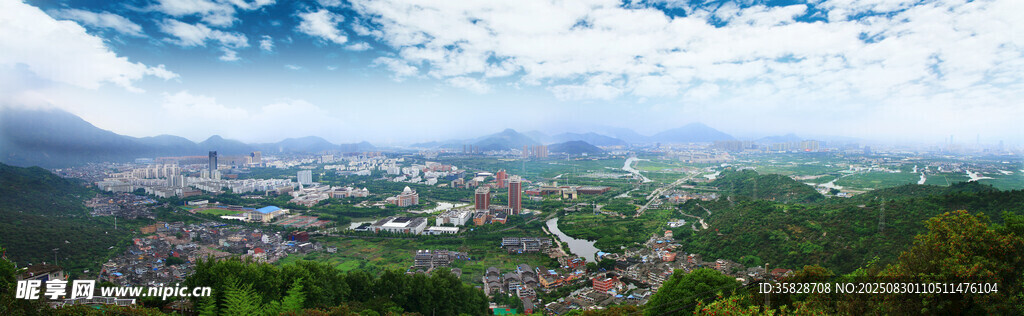 俯瞰美麗城鎮(zhèn)風光