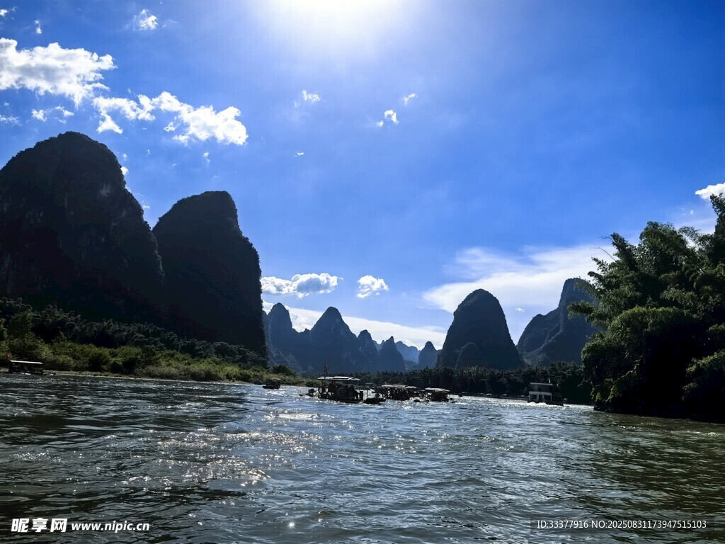 陽朔漓江山水美景如畫