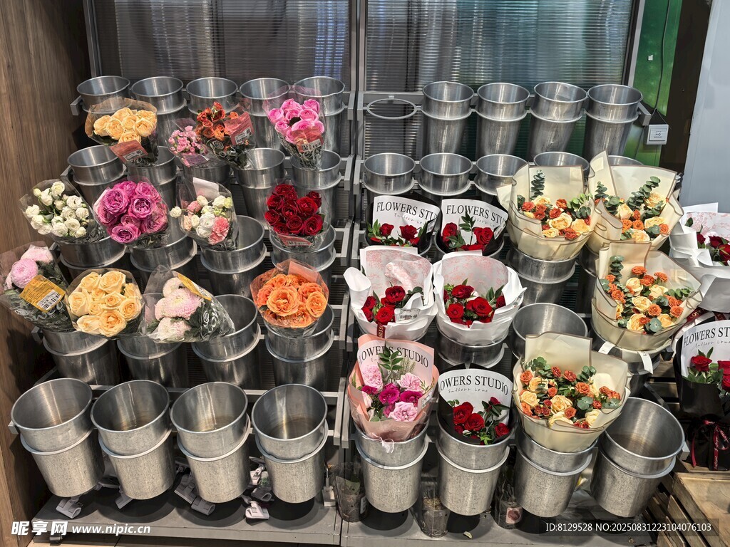多彩鮮花陳列展示