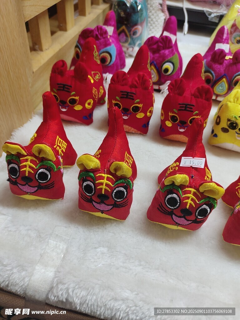 傳統(tǒng)手工虎頭鞋展示
