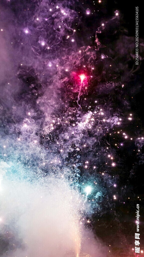 絢麗夜空煙花綻放