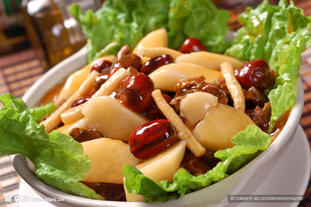 美味紅棗堅(jiān)果沙拉