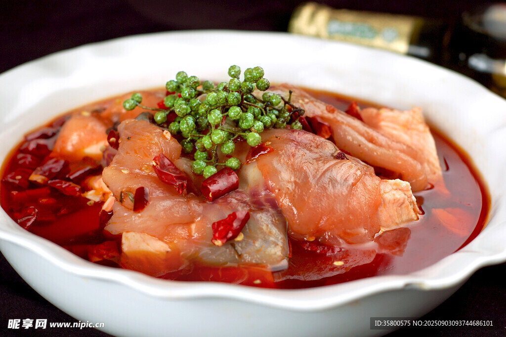 麻辣鮮香水煮嫩肉片