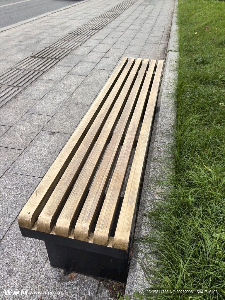 戶外木質(zhì)長椅 簡約自然風(fēng)