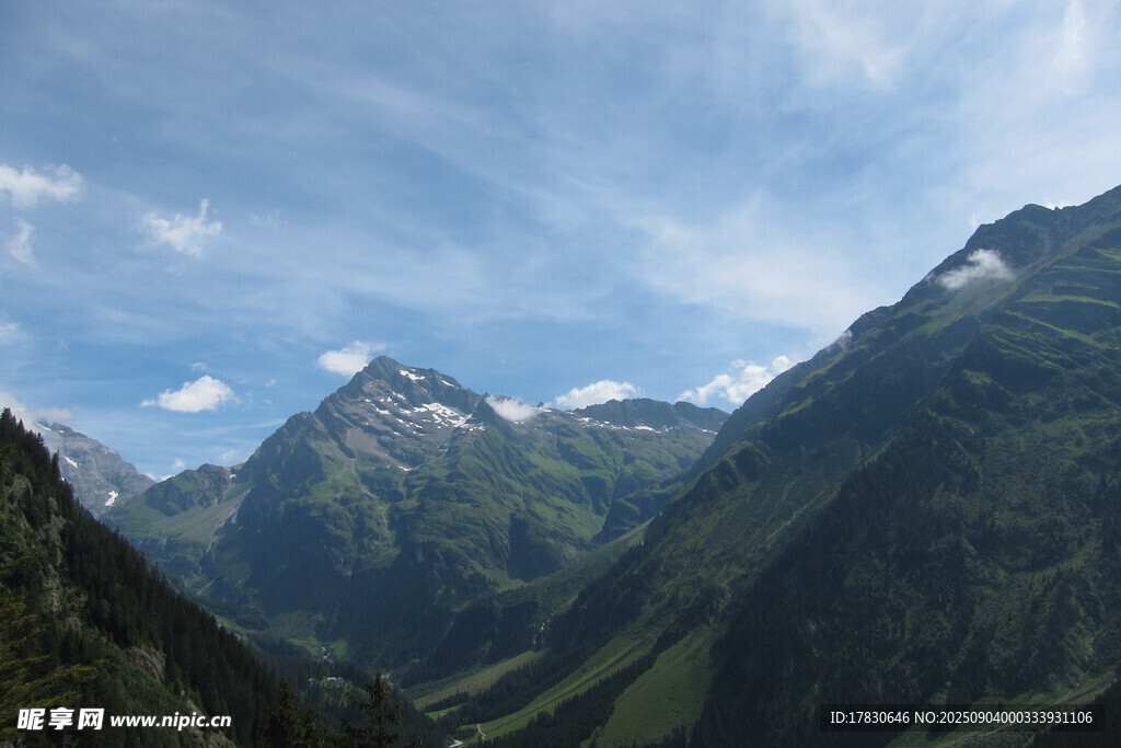 壯麗高山風(fēng)景