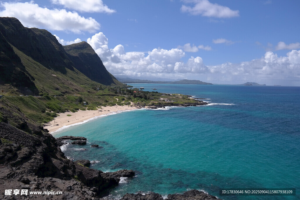 美麗海島藍色海岸風(fēng)光