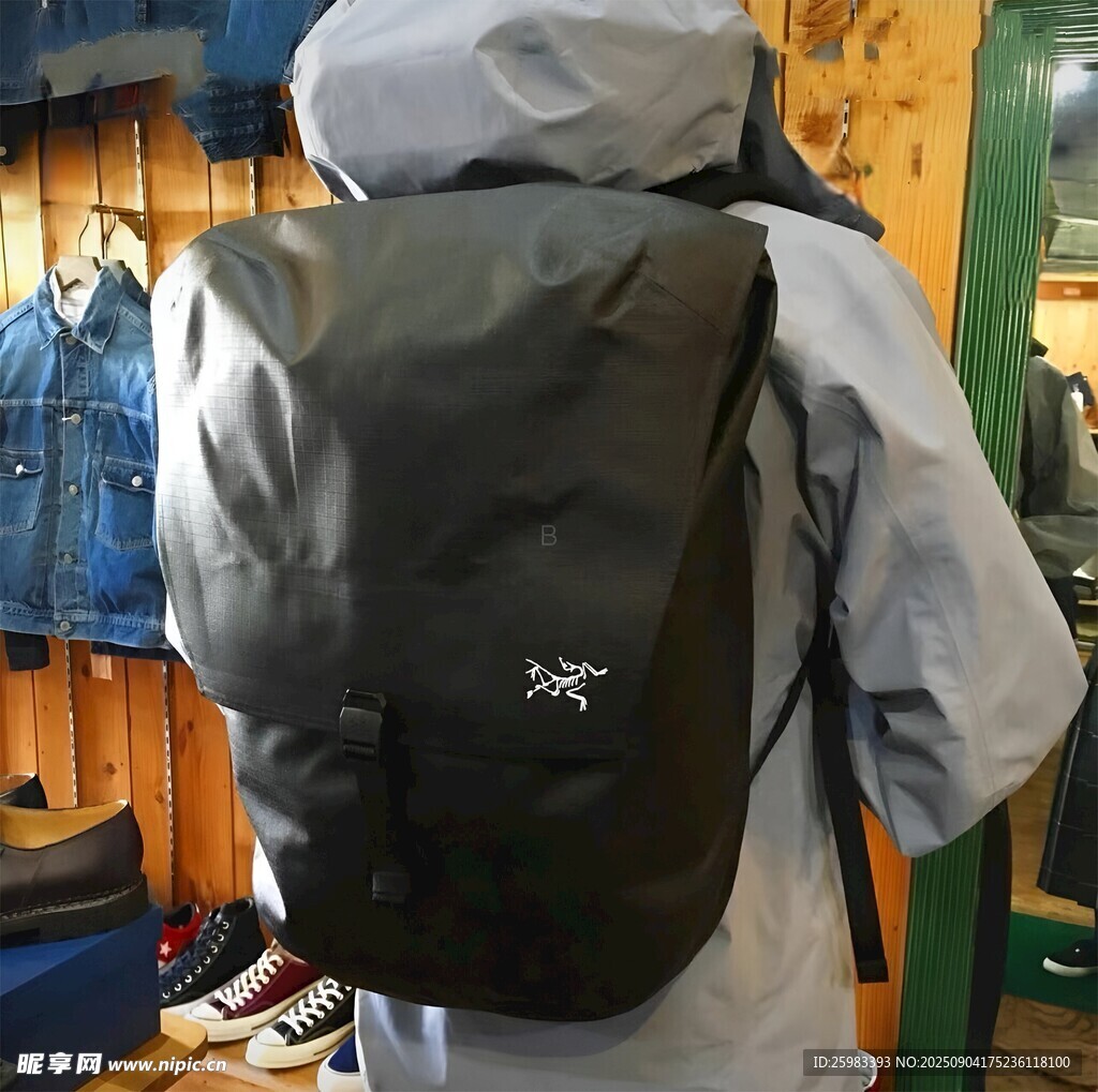 雙肩背包