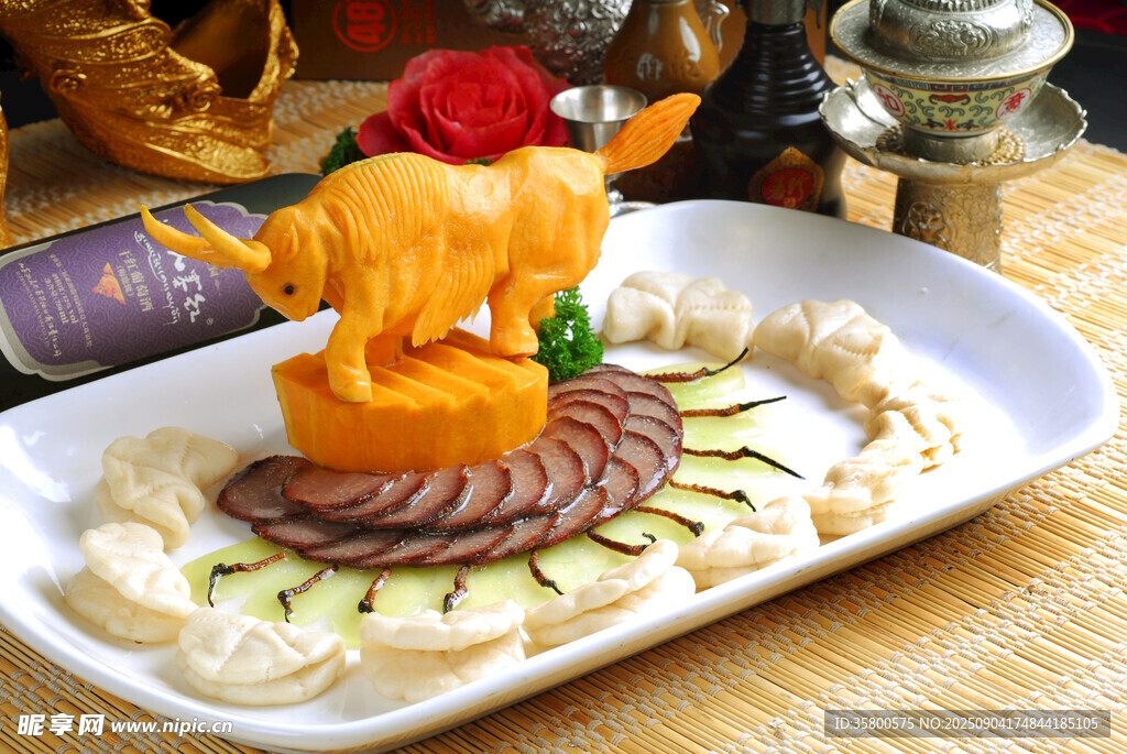 金牛賀歲特色美食拼盤(pán)