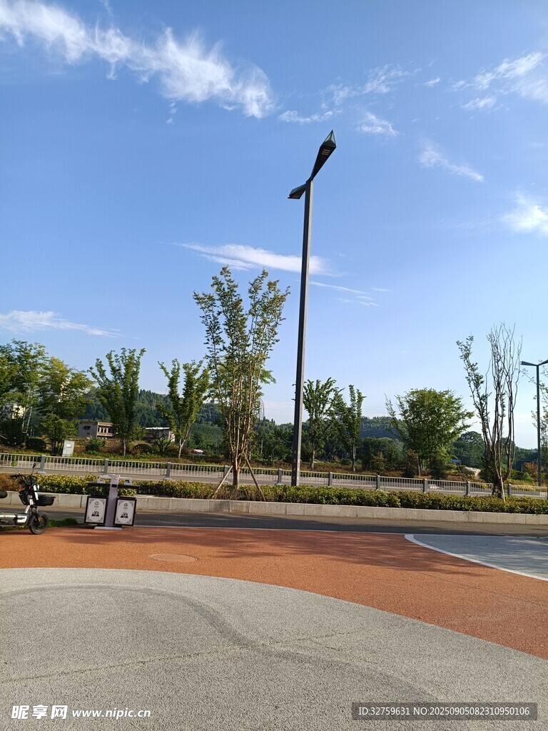 戶外休閑運(yùn)動(dòng)場(chǎng)地景觀